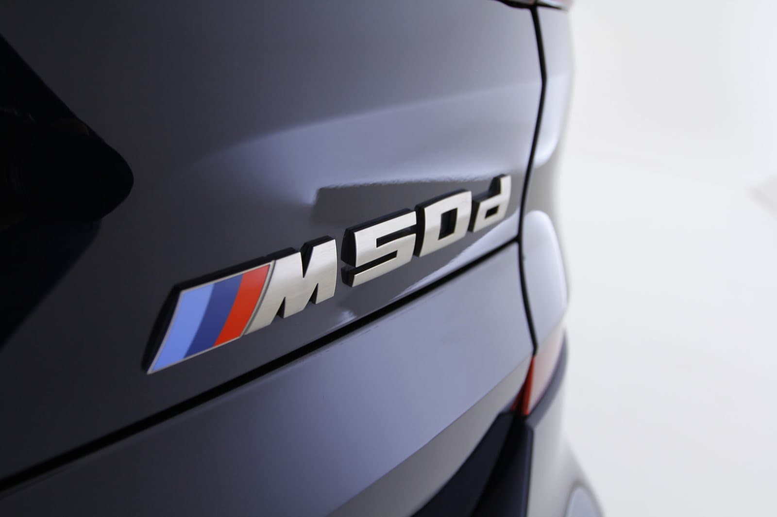 BMW - X5 M50d xDrive - LB12717 - Teaser - Exterieur - (13).JPG